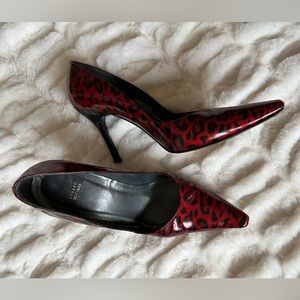 Stuart Weitzmam pumps.